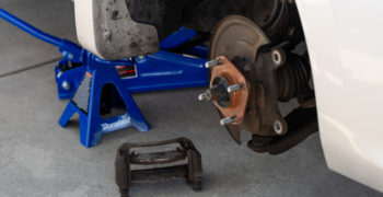 worn out brake pads symptoms